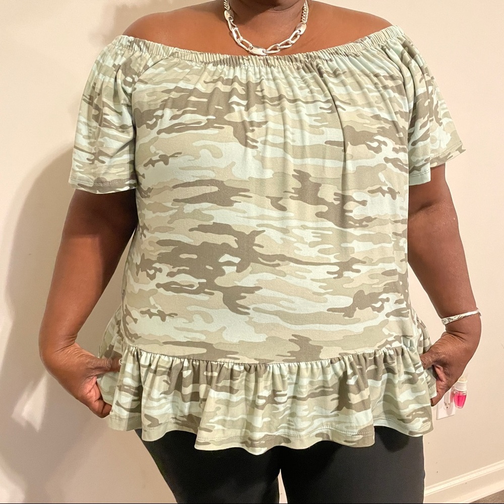 Off the Shoulder Camouflage Shirt